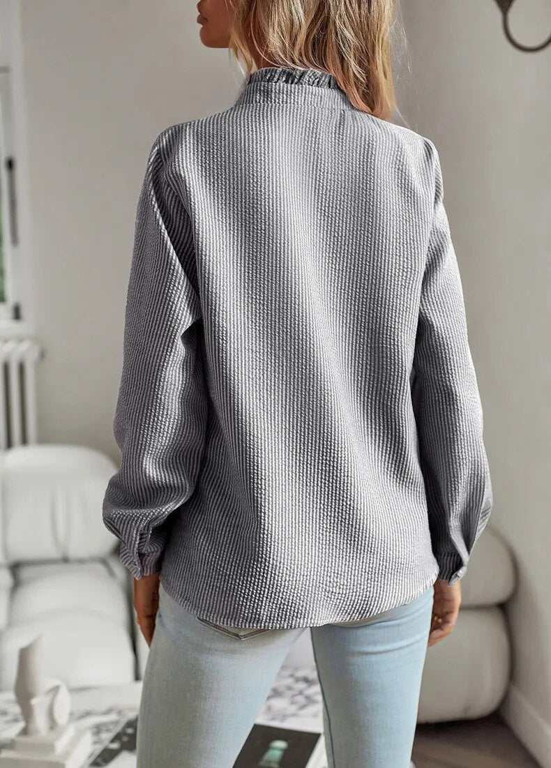 Sivonne™ – Romantisk blus med feminina detaljer
