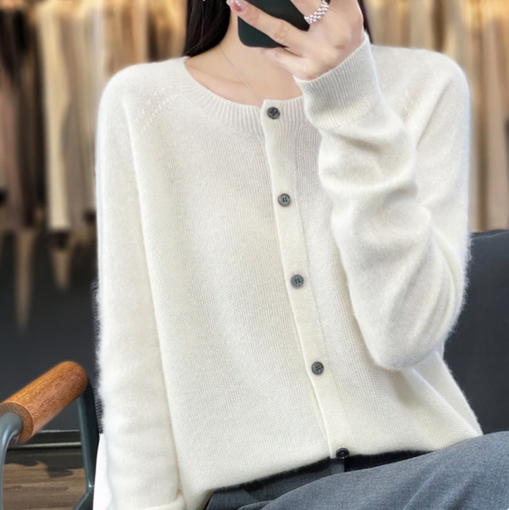 Teresia™ – Elegantē klassisk merinoulltrøje med knapper for komfort og stil