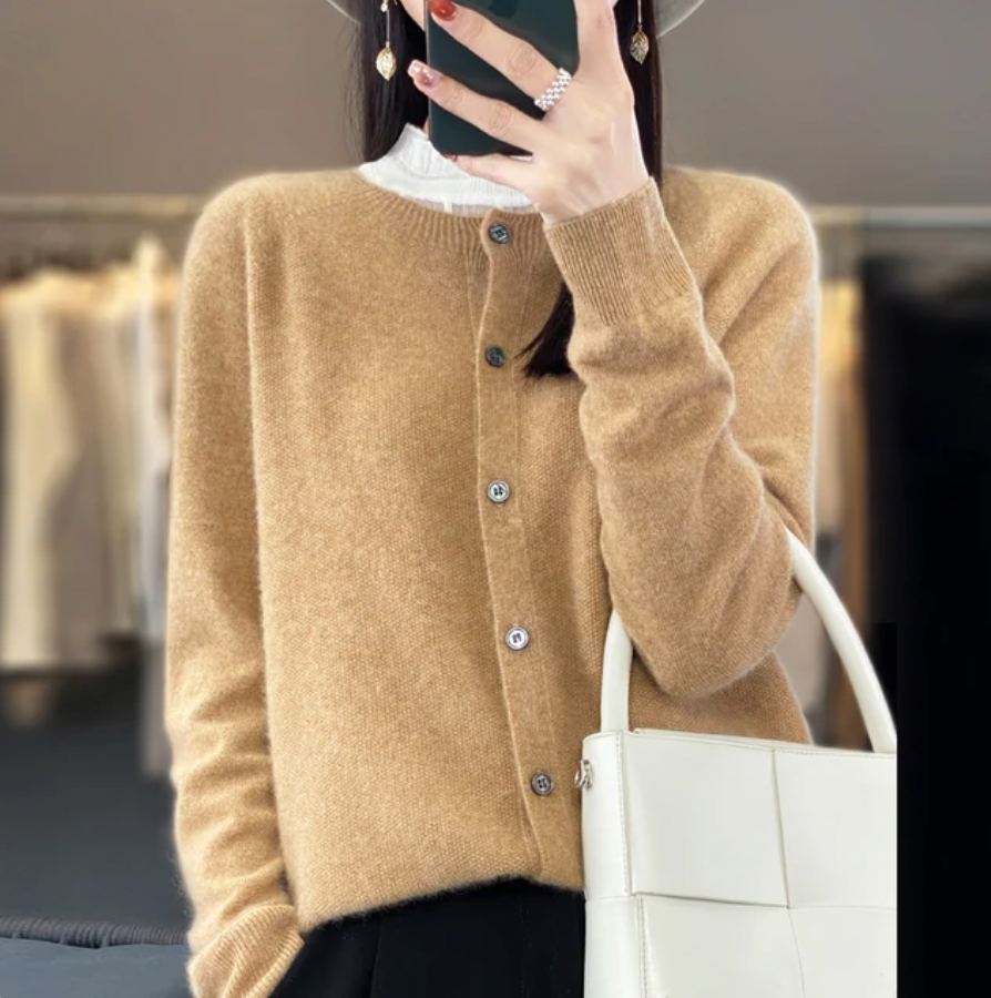 Teresia™ – Elegantē klassisk merinoulltrøje med knapper for komfort og stil