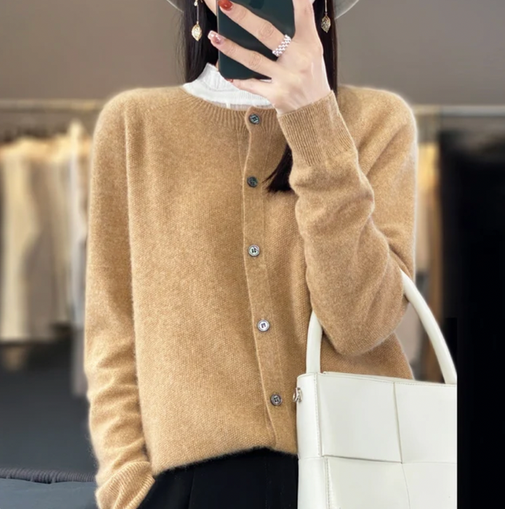 Teresia™ – Elegantē klassisk merinoulltrøje med knapper for komfort og stil